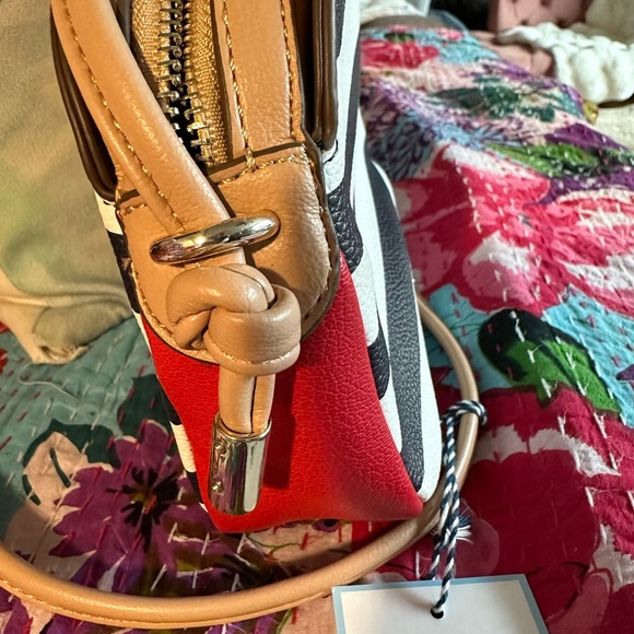 Draper James (Reese Witherspoon’s label) crossbody - Picture 8 of 8